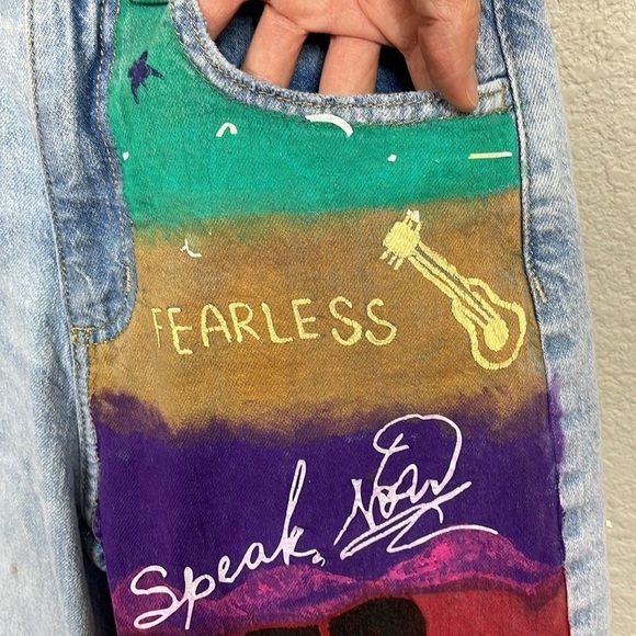 Universal Thread DIY Taylor Swift Eras Tour High Rise Wide Leg Jeans Sz 00 - Picture 3 of 15